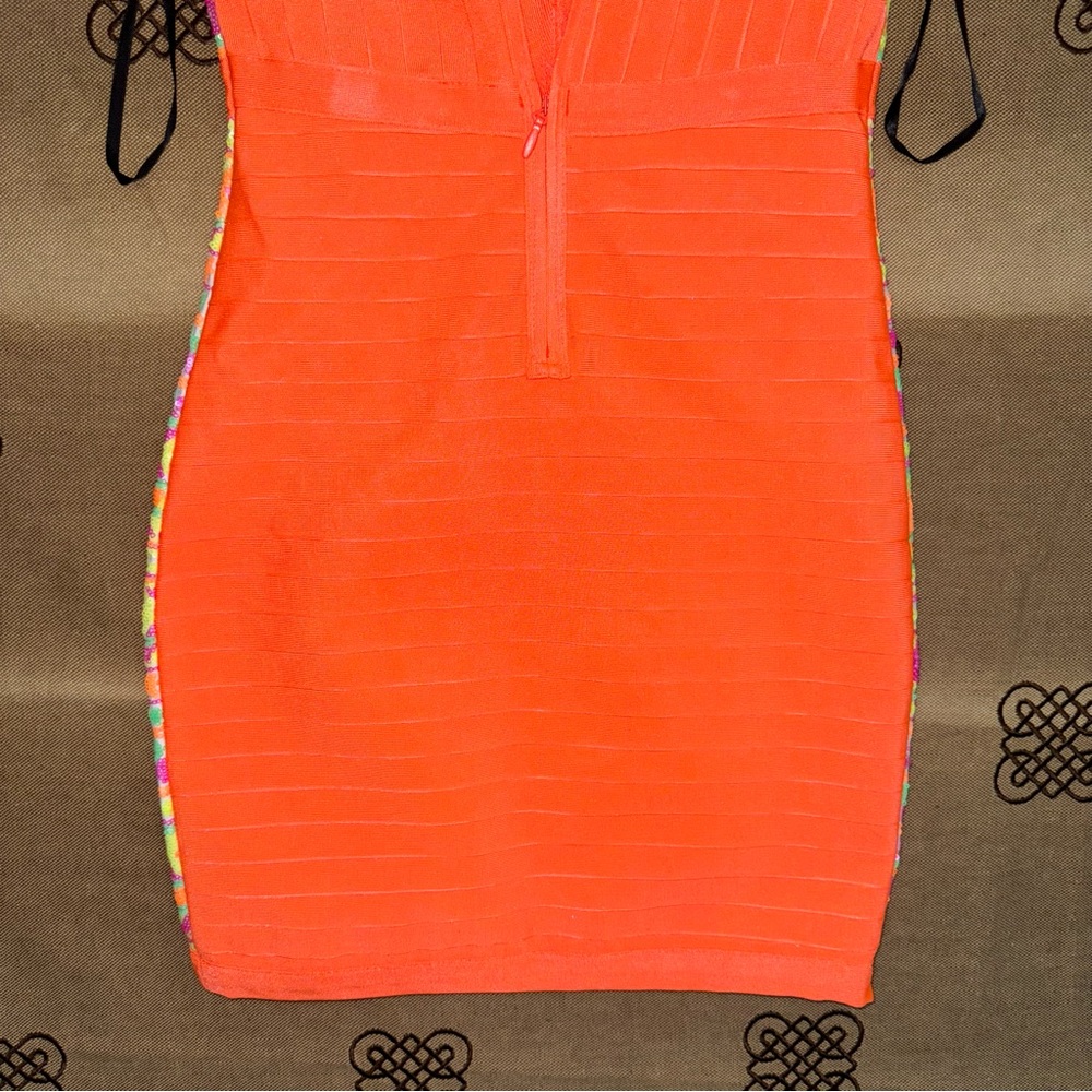 2Bebe NWT! Orange Stretch Sequins Lines Banded Bodycon Mini Dress Size S - Picture 7 of 10